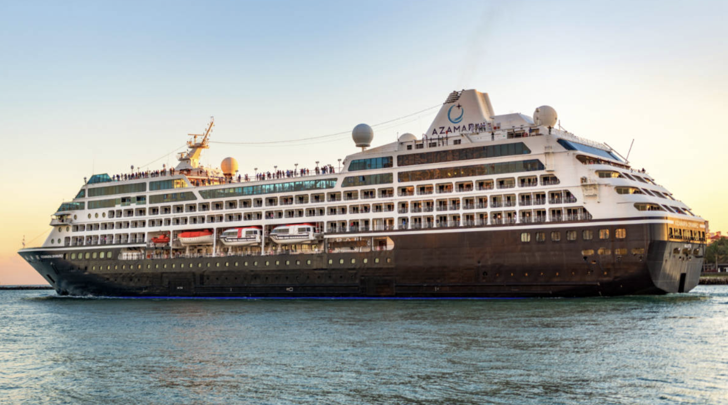 Cruise Ship